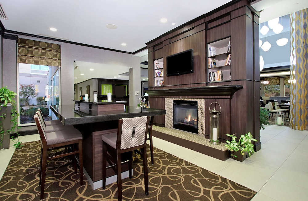 hilton garden inn austin nw arboretum