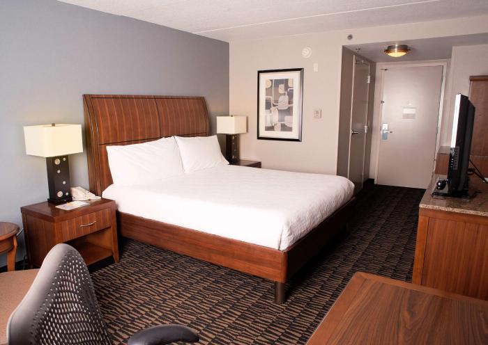 hilton garden inn austin nw arboretum