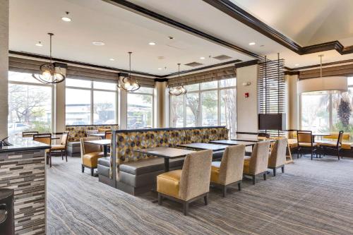 hilton garden inn austin nw arboretum