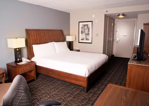 hilton garden inn austin nw arboretum