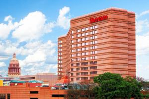 downright austin a renaissance hotel