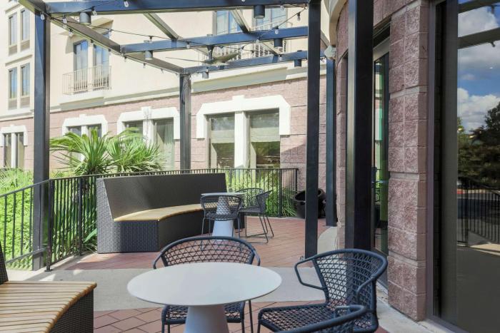 doubletree by hilton austin university area
