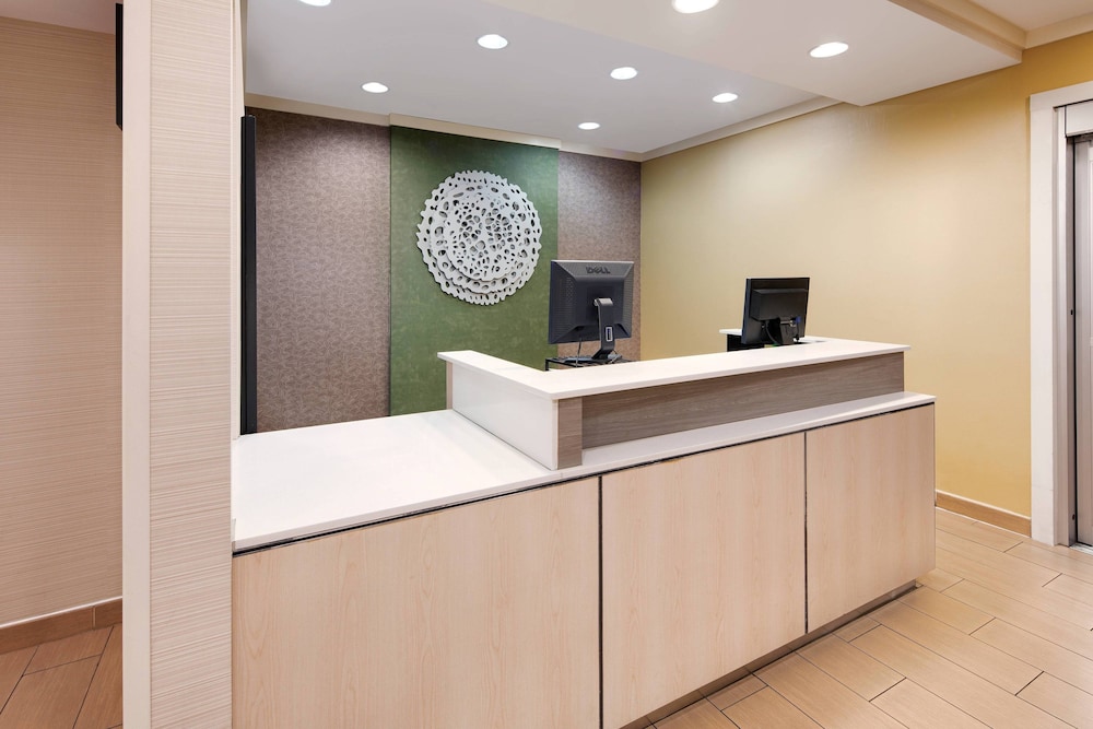 fairfield inn and suites by marriott austin university area