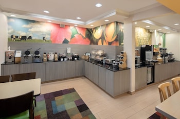 fairfield inn and suites by marriott austin university area