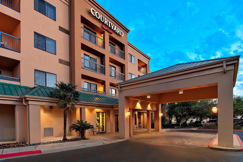 courtyard by marriott austin the domain area
