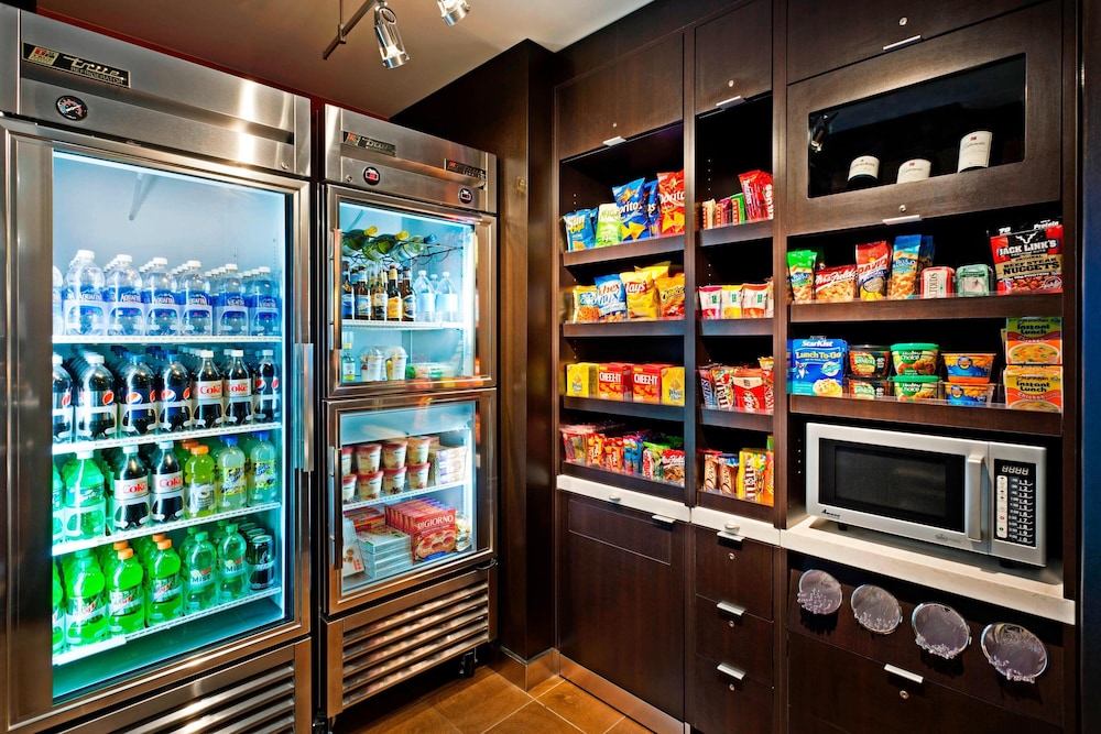 courtyard by marriott austin the domain area