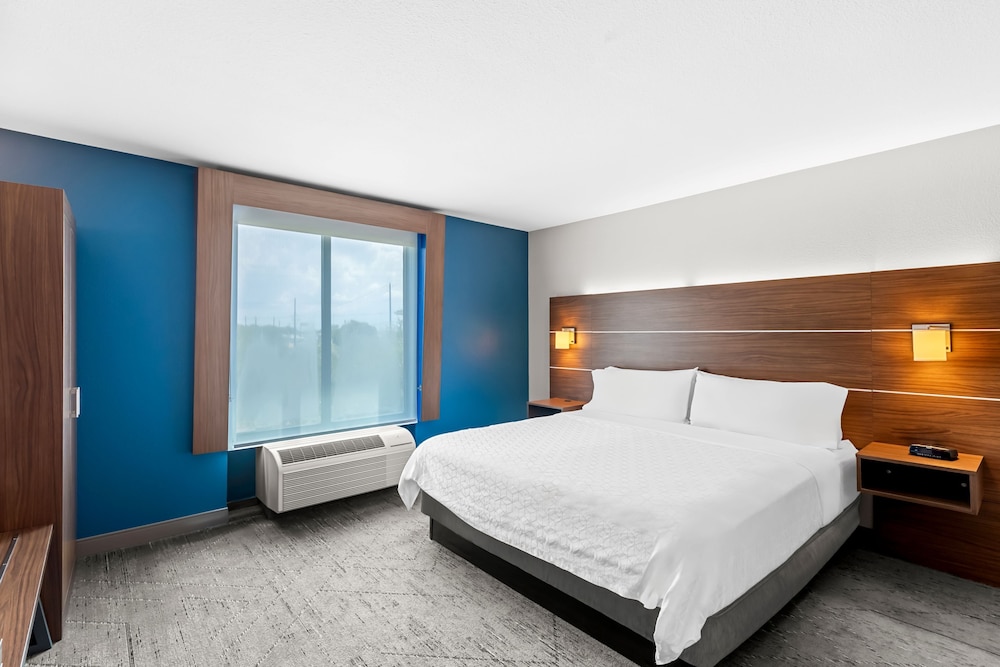 holiday inn express and suites austin sw sunset va