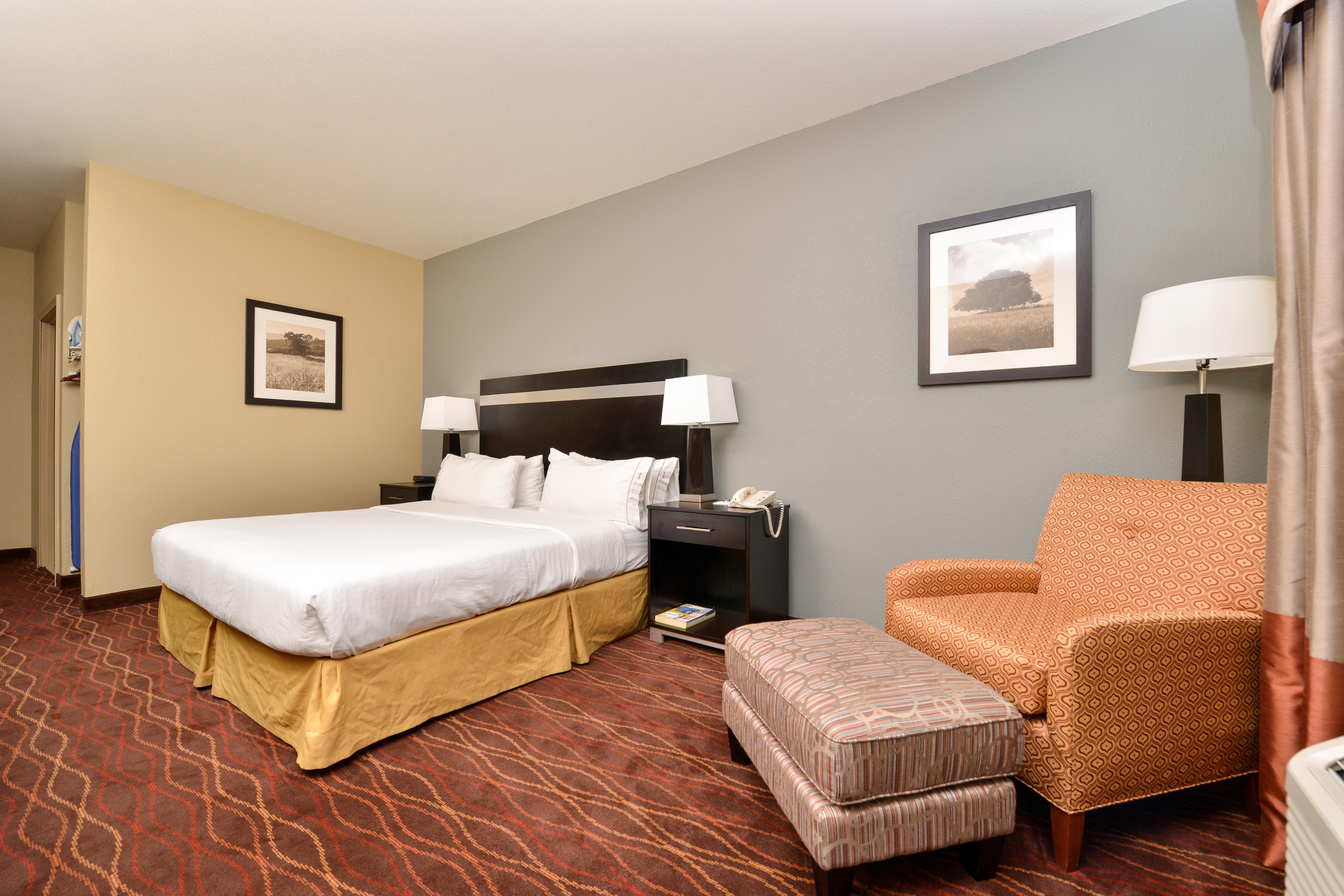 holiday inn express and suites austin sw sunset va