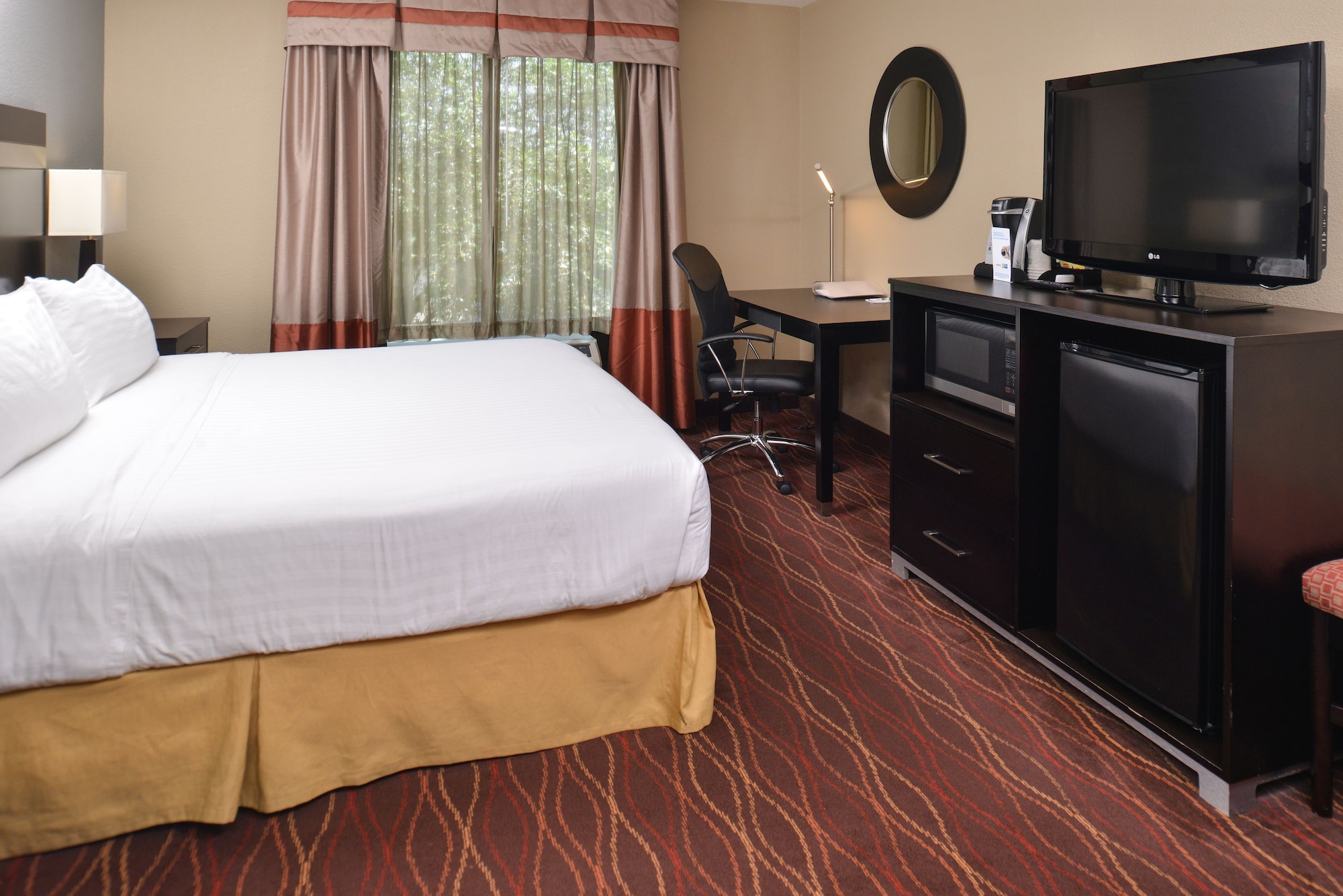 holiday inn express and suites austin sw sunset va