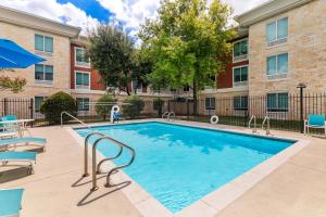 holiday inn express and suites austin sw sunset va