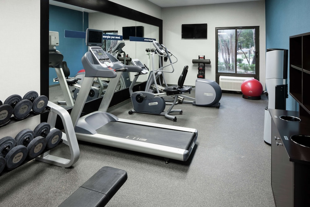 hampton inn austin nw near the domain