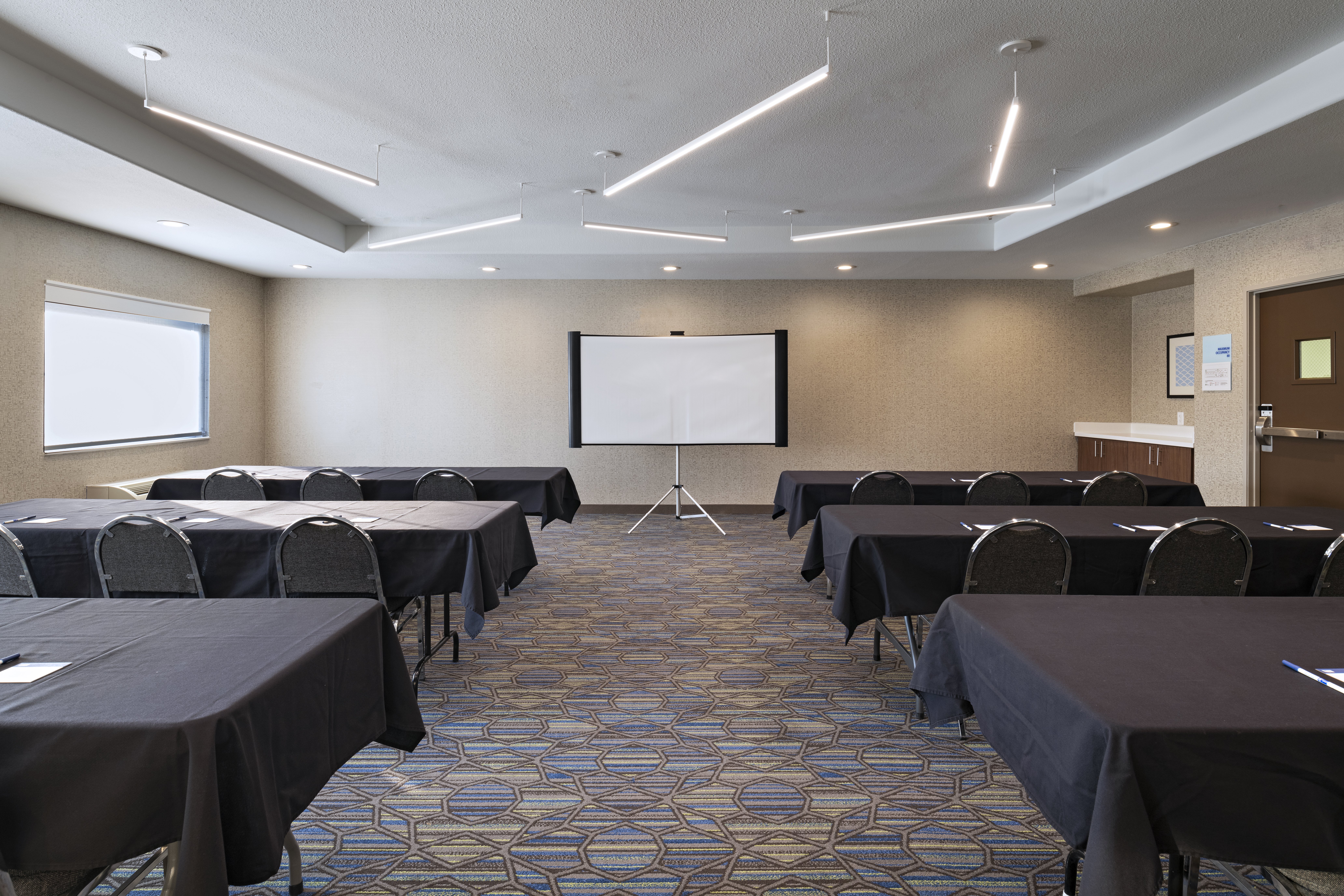 holiday inn express hotel and suites cedar park by ihg