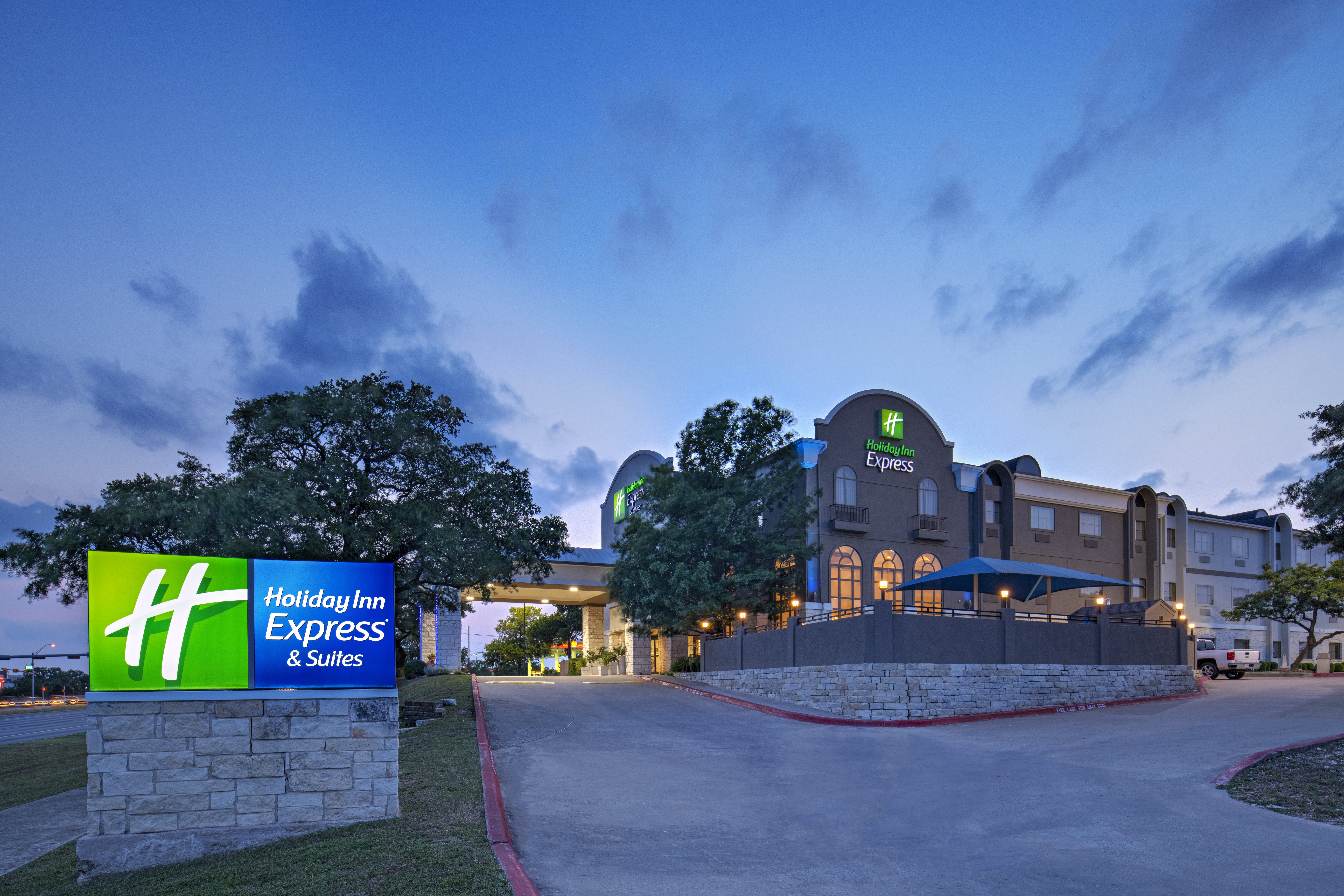 holiday inn express hotel and suites cedar park by ihg