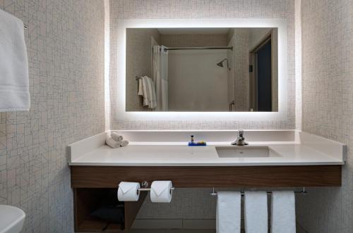 holiday inn express hotel and suites cedar park by ihg