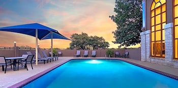 Holiday Inn Express Hotel & Suites Cedar Park By Ihg,Cedar Park>>Austin,3 star