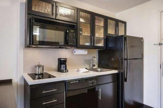 sonesta simply suites austin the domain area