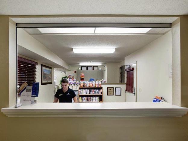 sonesta simply suites austin the domain area