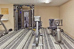 sonesta simply suites austin the domain area