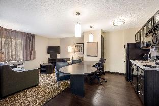 sonesta simply suites austin the domain area