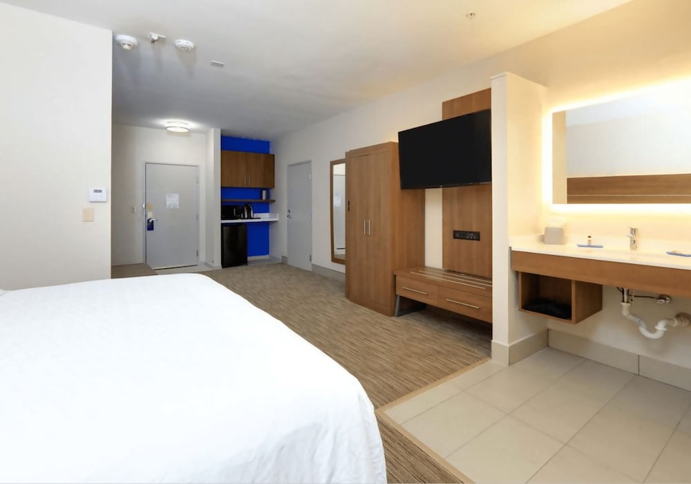holiday inn express and suites austin round rock by ihg