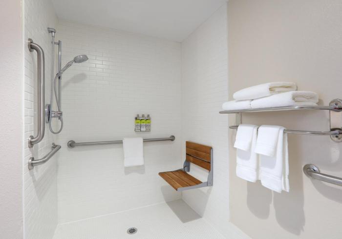 holiday inn express and suites austin round rock by ihg