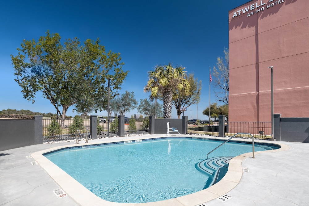 atwell suites austin airport by ihg