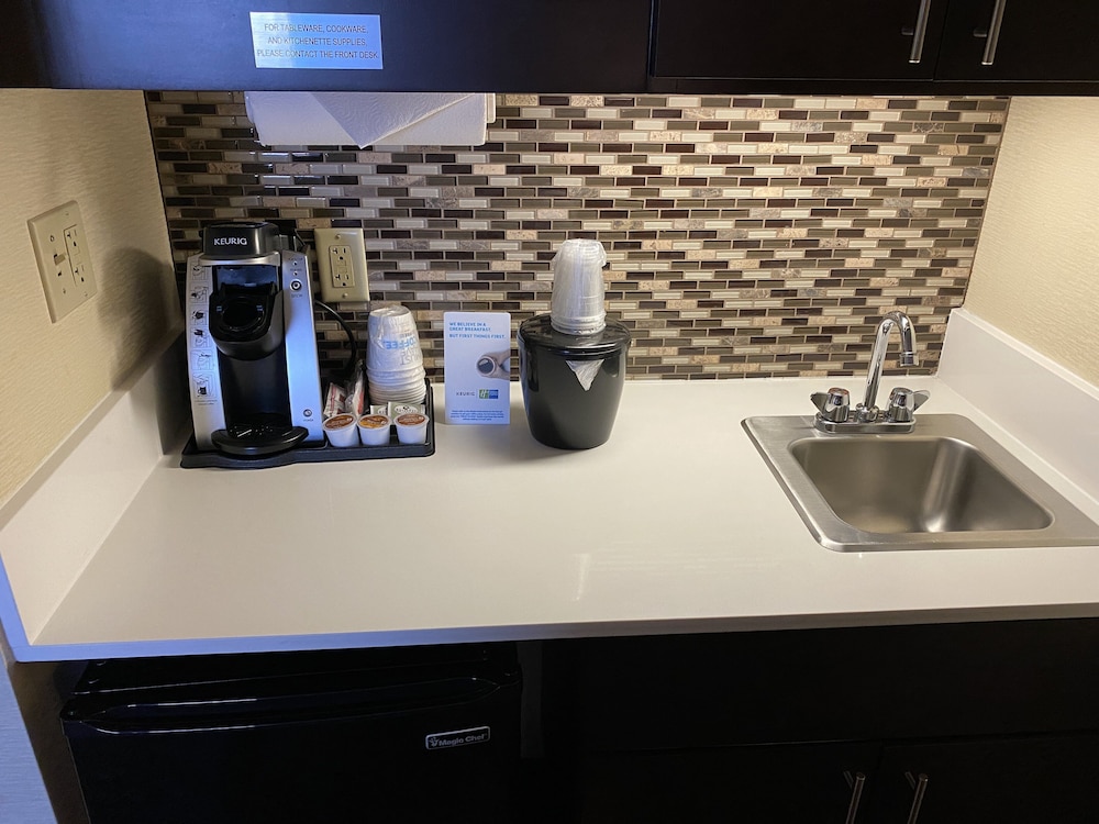 atwell suites austin airport by ihg