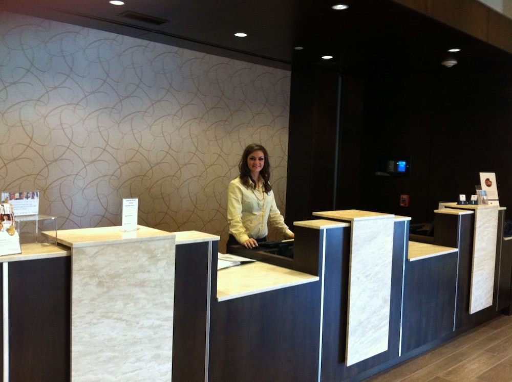 doubletree by hilton denver thornton