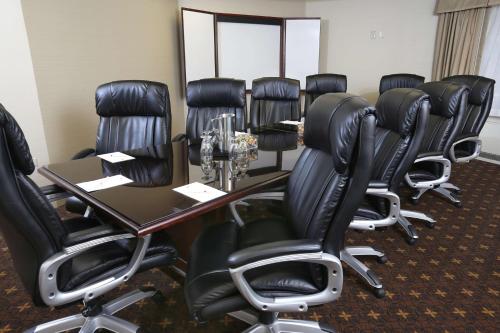 doubletree by hilton denver thornton