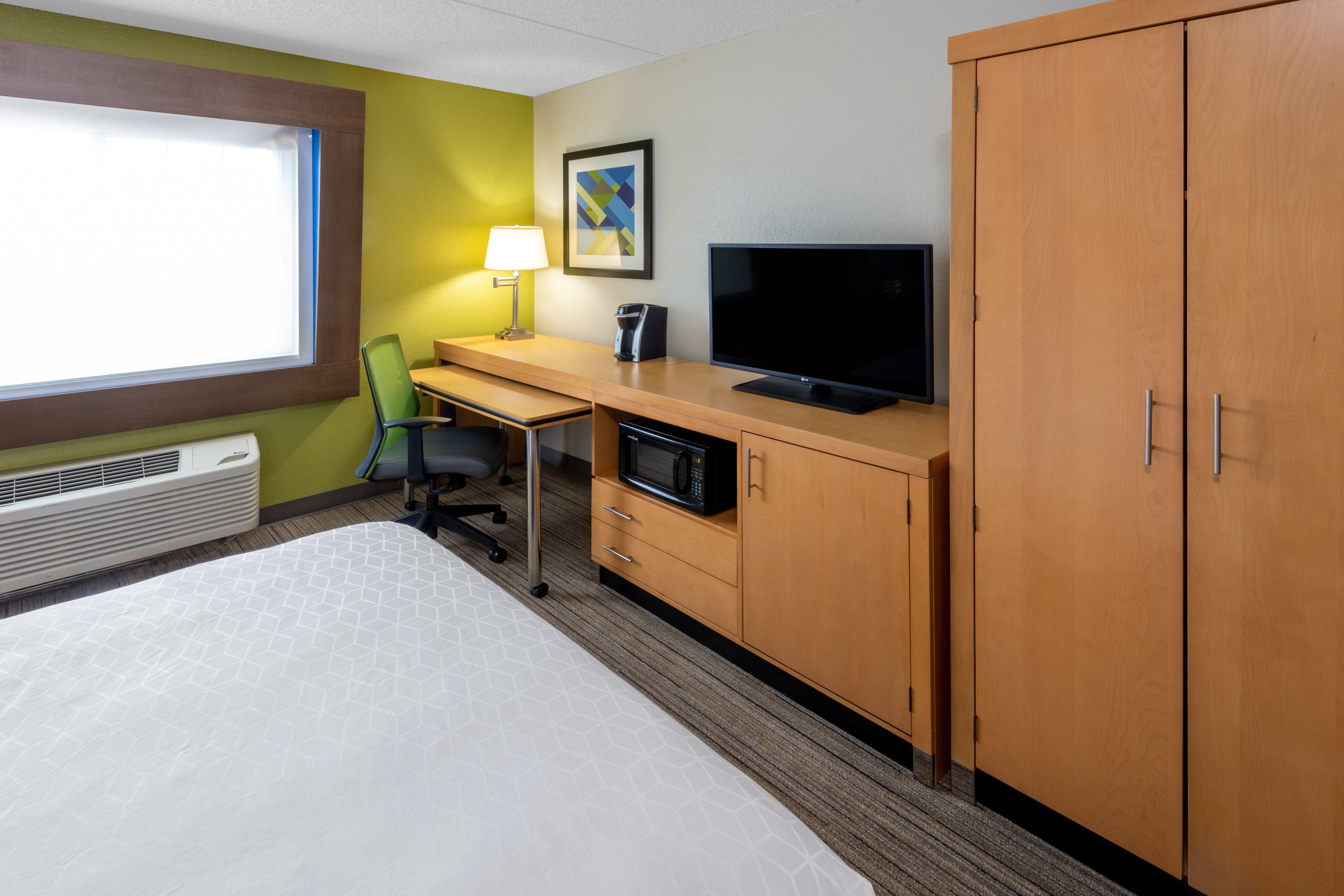 holiday inn express and suites wheat ridge denver west by ihg