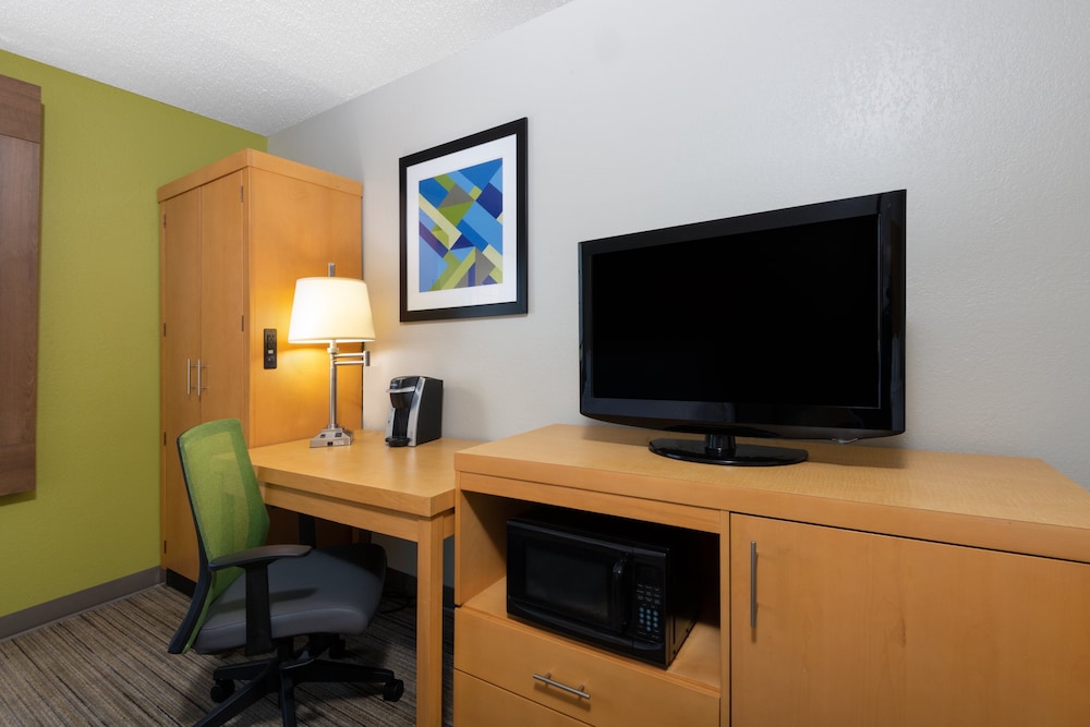 holiday inn express and suites wheat ridge denver west by ihg