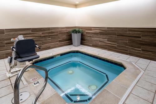 fairfield inn and suites by marriott denver aurora medical center