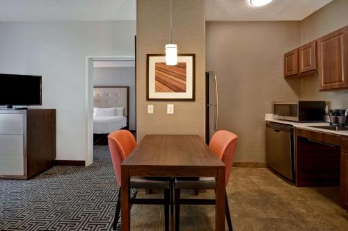 homewood suites by hilton houston iah airport beltway 8