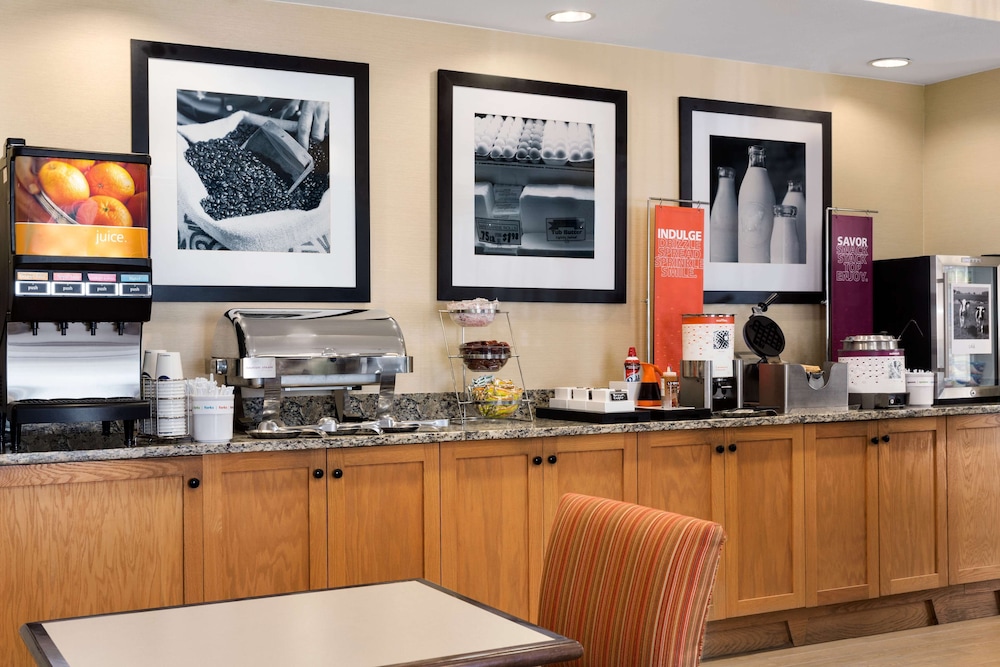 hampton inn houston willowbrook mall