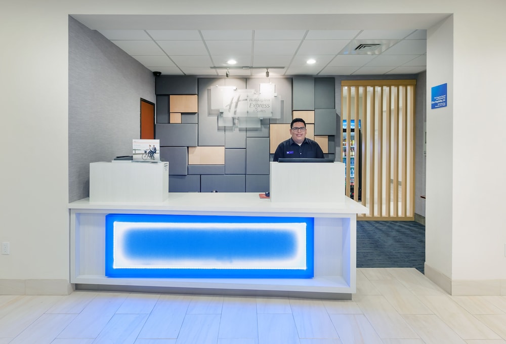 holiday inn express and suites houston memorial park area