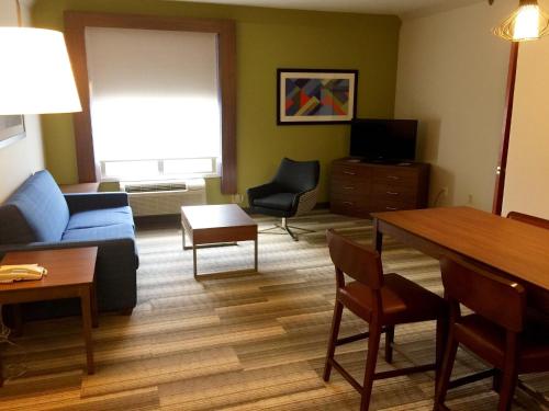 holiday inn express and suites houston memorial park area