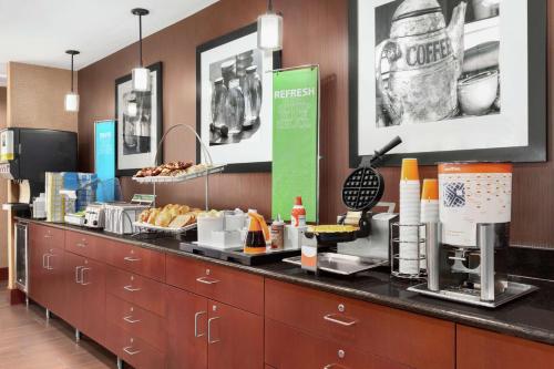 hampton inn houston stafford