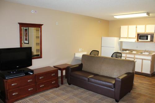 extended stay america suites houston katy freeway energy cor