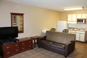 extended stay america suites houston katy freeway energy cor