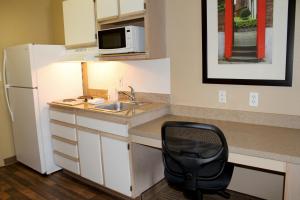 extended stay america suites houston katy freeway energy cor