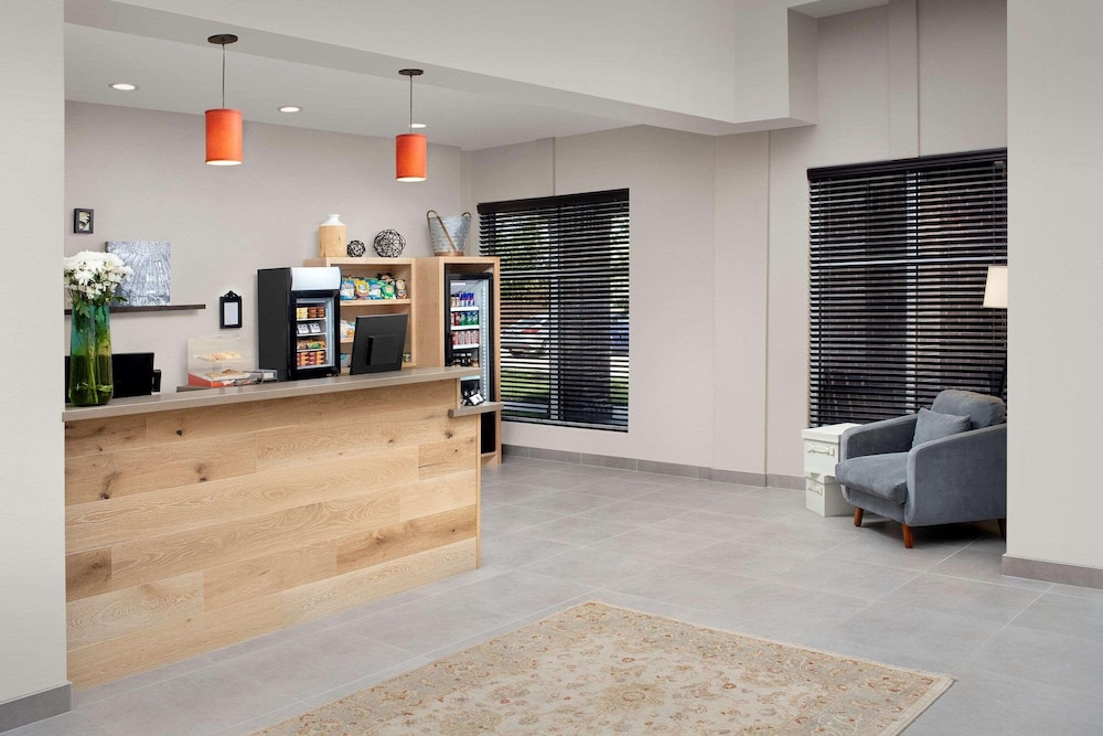 country inn and suites by radisson houston intercon