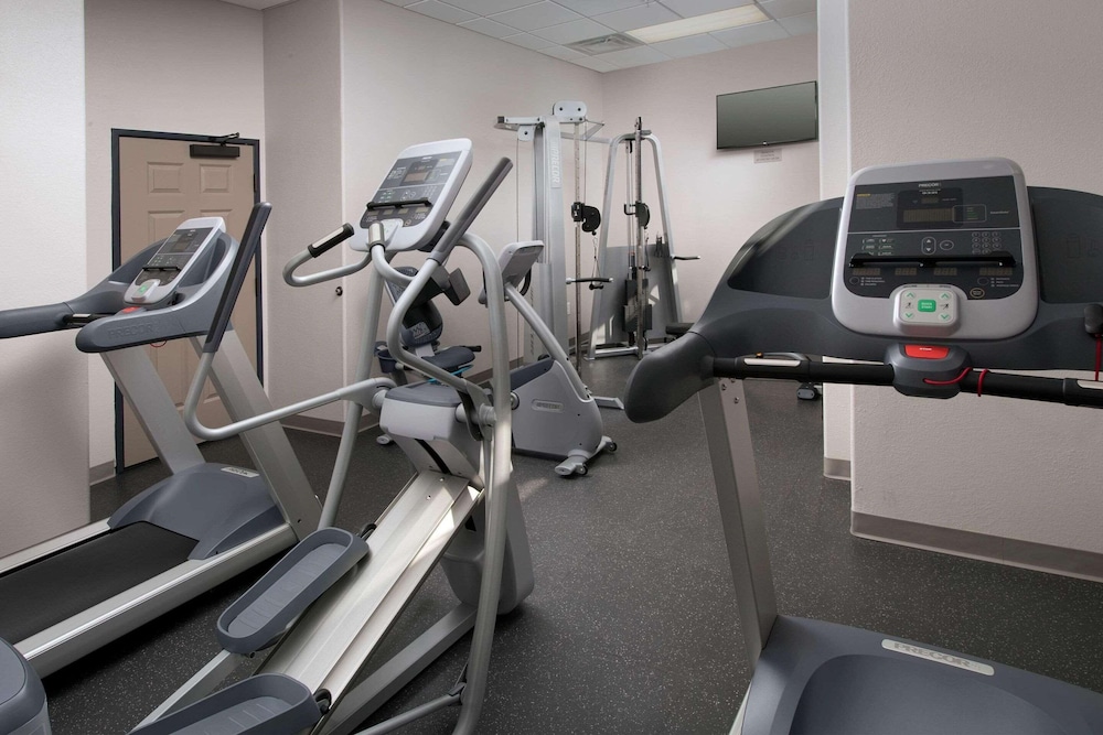 country inn and suites by radisson houston intercon
