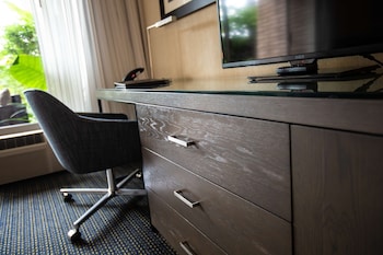 west beach inn a coast hotel