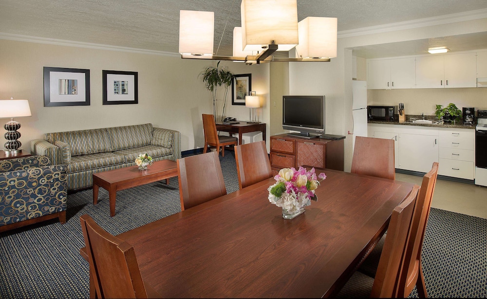 west beach inn a coast hotel