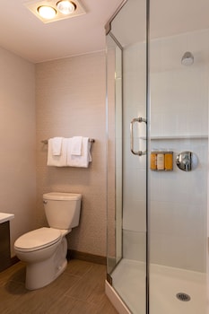 west beach inn a coast hotel