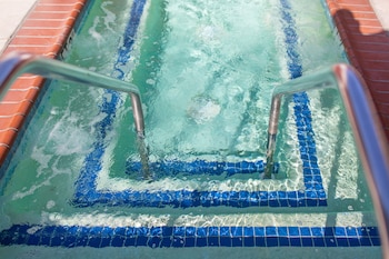 avania inn of santa barbara