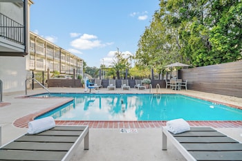 avania inn of santa barbara