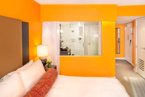 opus hotel vancouver