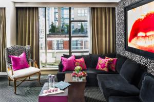 opus hotel vancouver