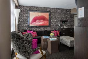 opus hotel vancouver